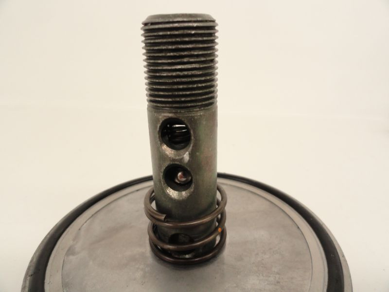 【S.Ｉ】 KAWASAKI ZX1100D NINJA OIL FILTER COVER WITH VALVE ZX 1100 ZX-11